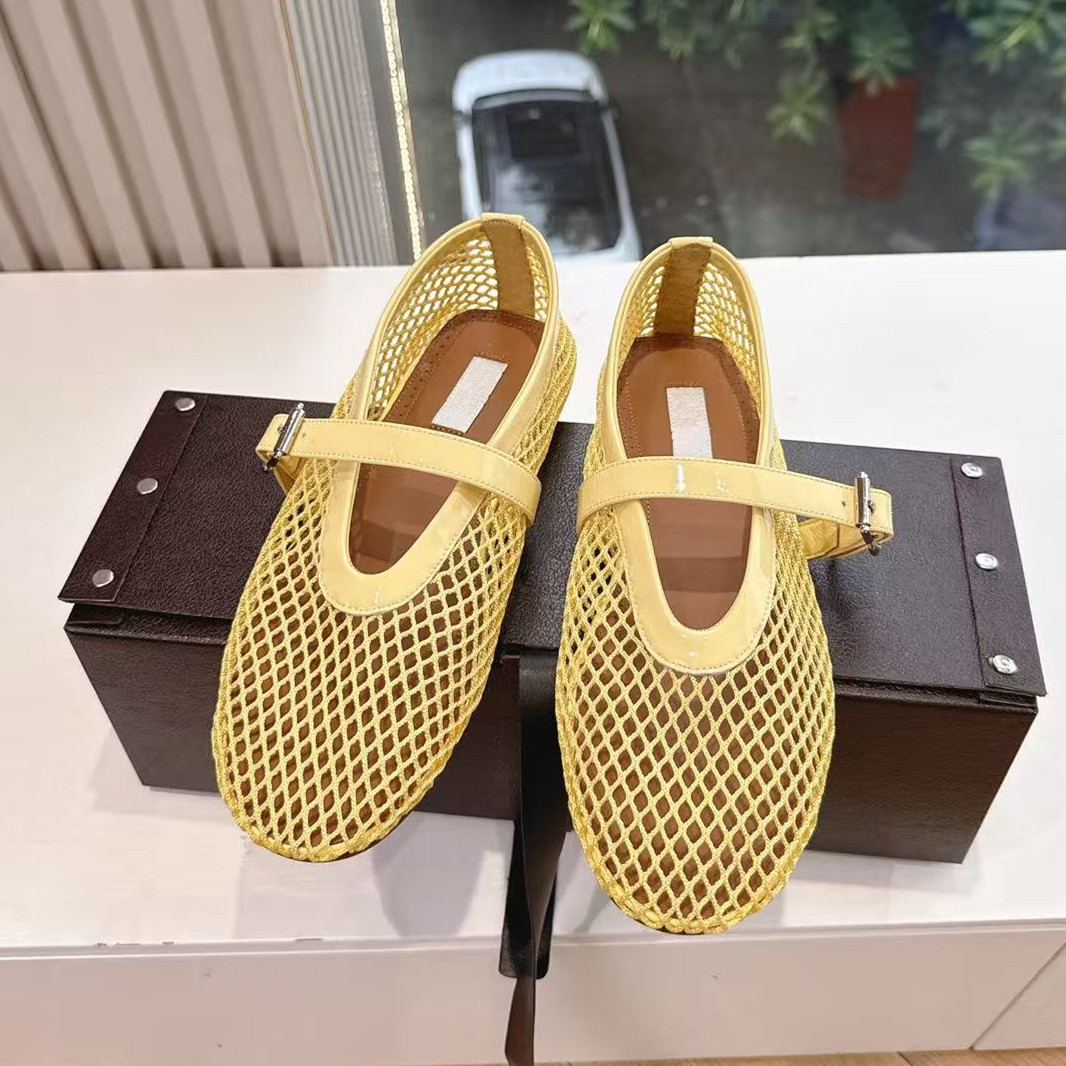 Sepatu Wanita Model Mary Jane  - Fishing Net ulasan dan harga